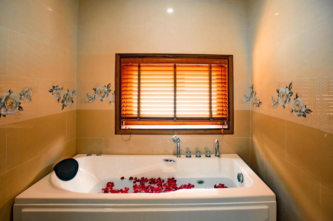Caesar Phu Quoc Hotel & Resort Exterior photo