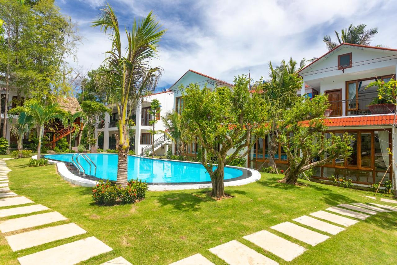 Caesar Phu Quoc Hotel & Resort Exterior photo