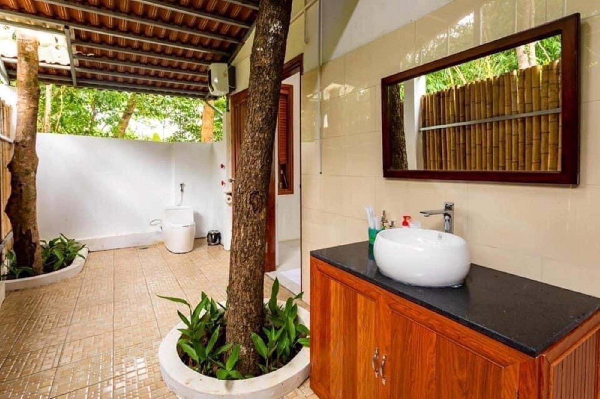 Caesar Phu Quoc Hotel & Resort Exterior photo